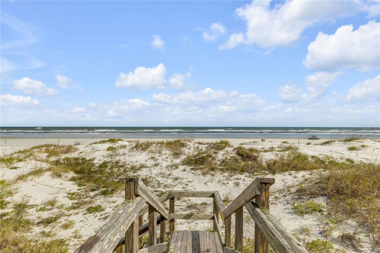 2117 Ocean Drive, New Smyrna Beach, FL 32169 Photo