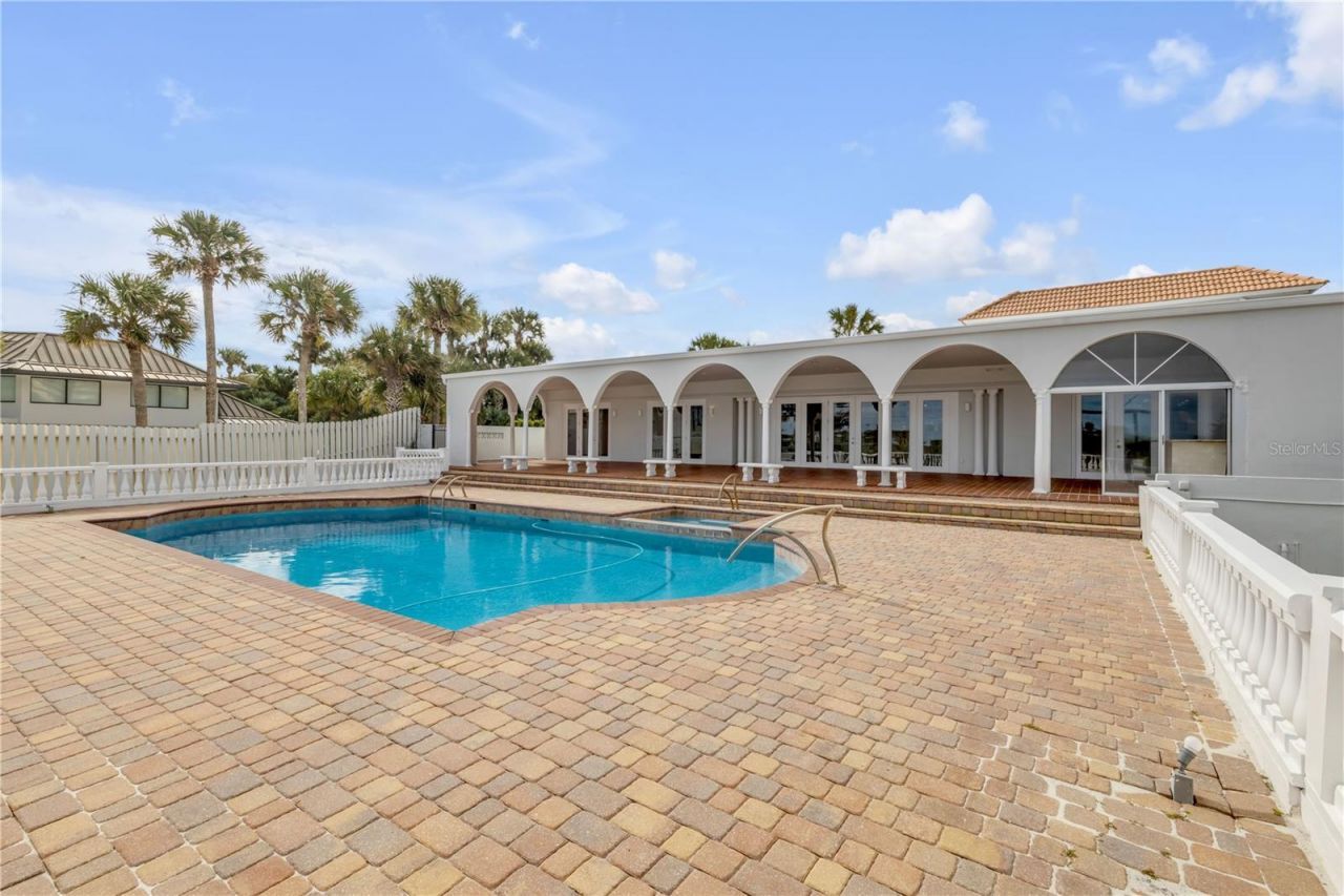 2117 Ocean Drive, New Smyrna Beach, FL 32169 Photo