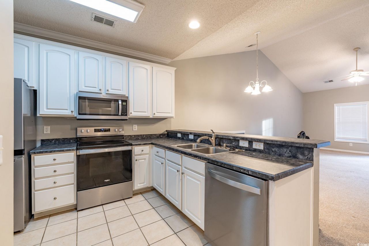 5786 Longwood Dr. Photo 24