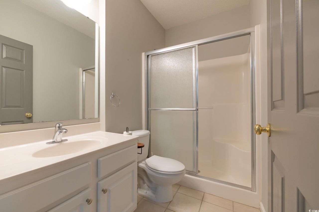 5786 Longwood Dr. Photo 9