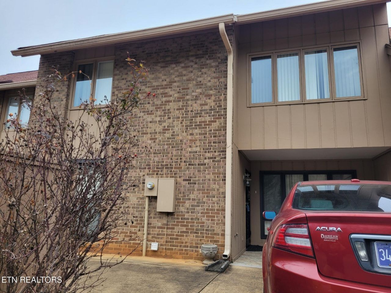 9529 Hidden Oak Way, Knoxville, TN 37922 Main Photo