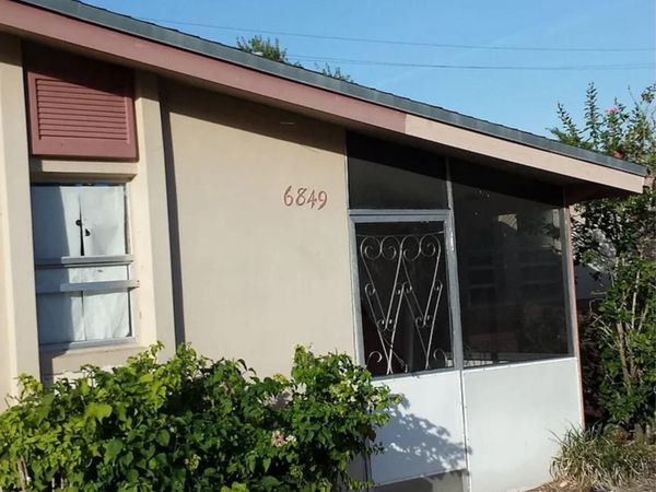 6849 NW 30th Street, Unit 4, Sunrise, FL 33313