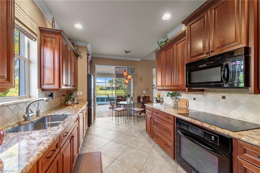 8583 Fairway Bend Dr, Estero, FL 33967 Photo