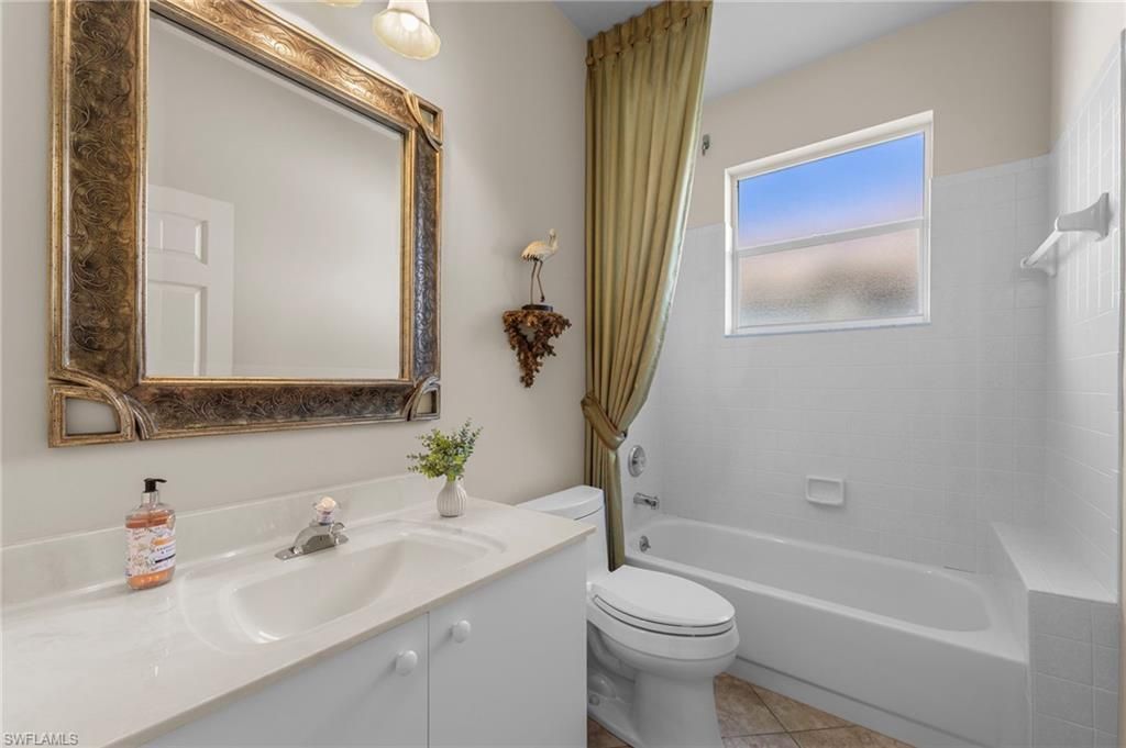 8583 Fairway Bend Dr, Estero, FL 33967 Photo