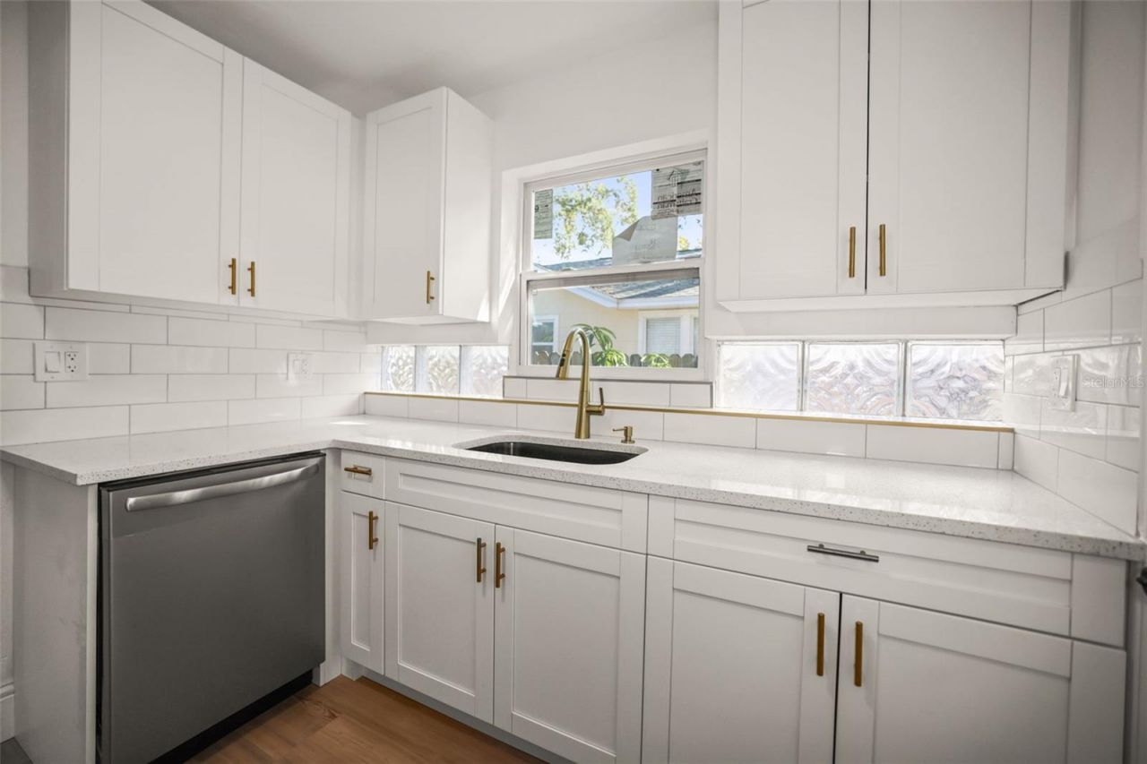 1520 20th Avenue N, Saint Petersburg, FL 33704 Photo