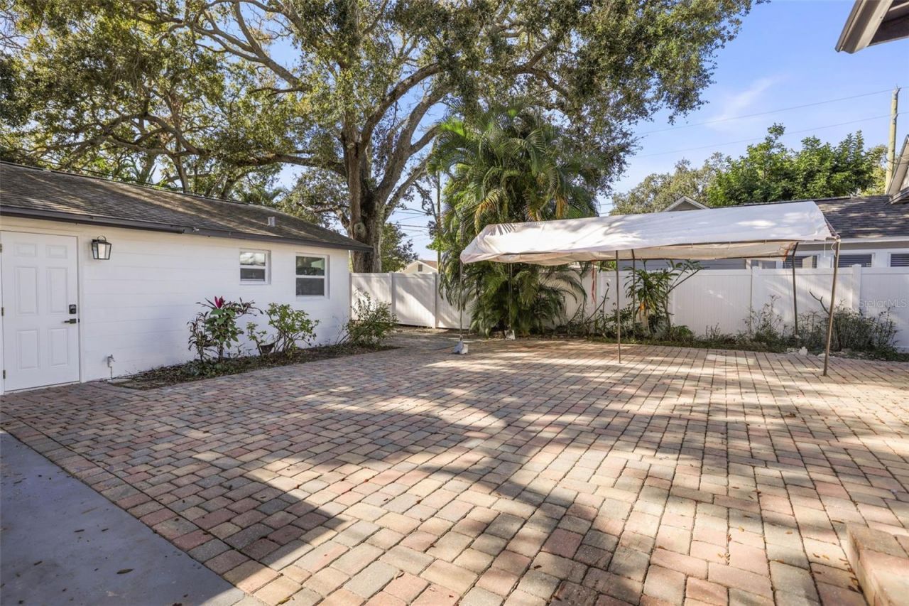 1520 20th Avenue N, Saint Petersburg, FL 33704 Photo