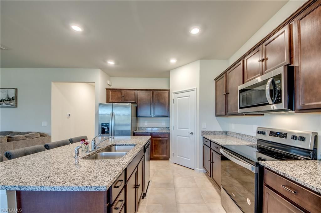 3647 Rain Lily Ln, Alva, FL 33920 Photo