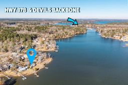 517 Hickory Circle photo 4