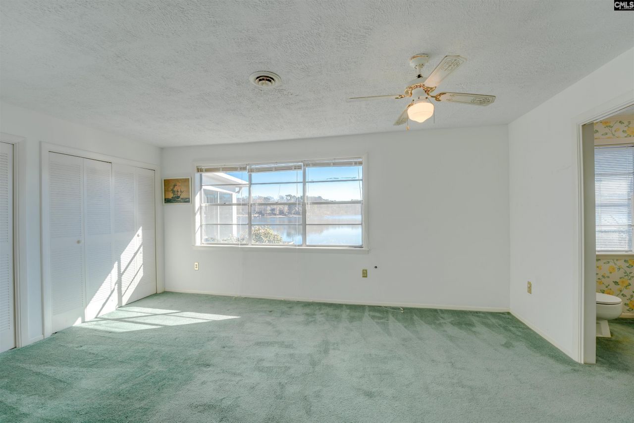 517 Hickory Circle Photo 30