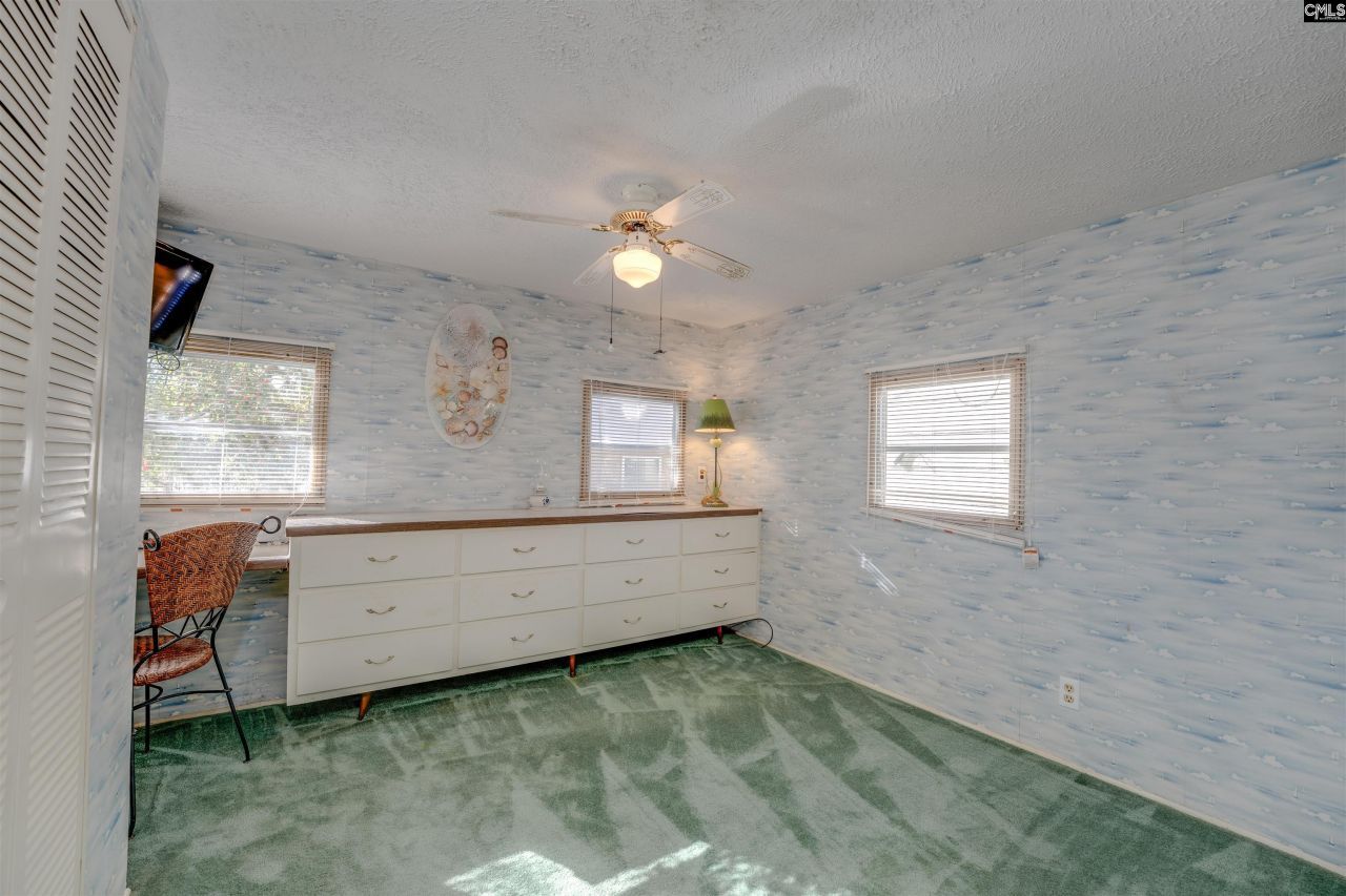 517 Hickory Circle Photo 36
