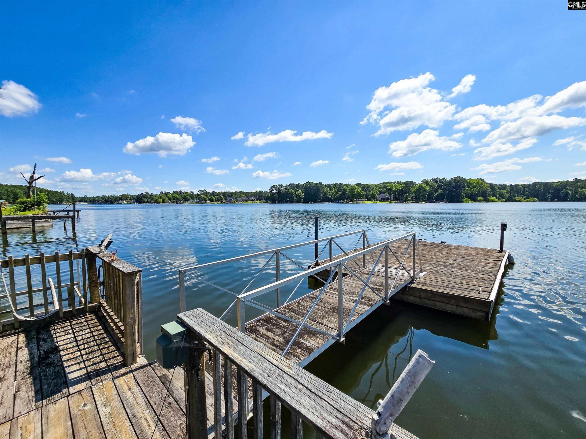 517 Hickory Circle Photo 4