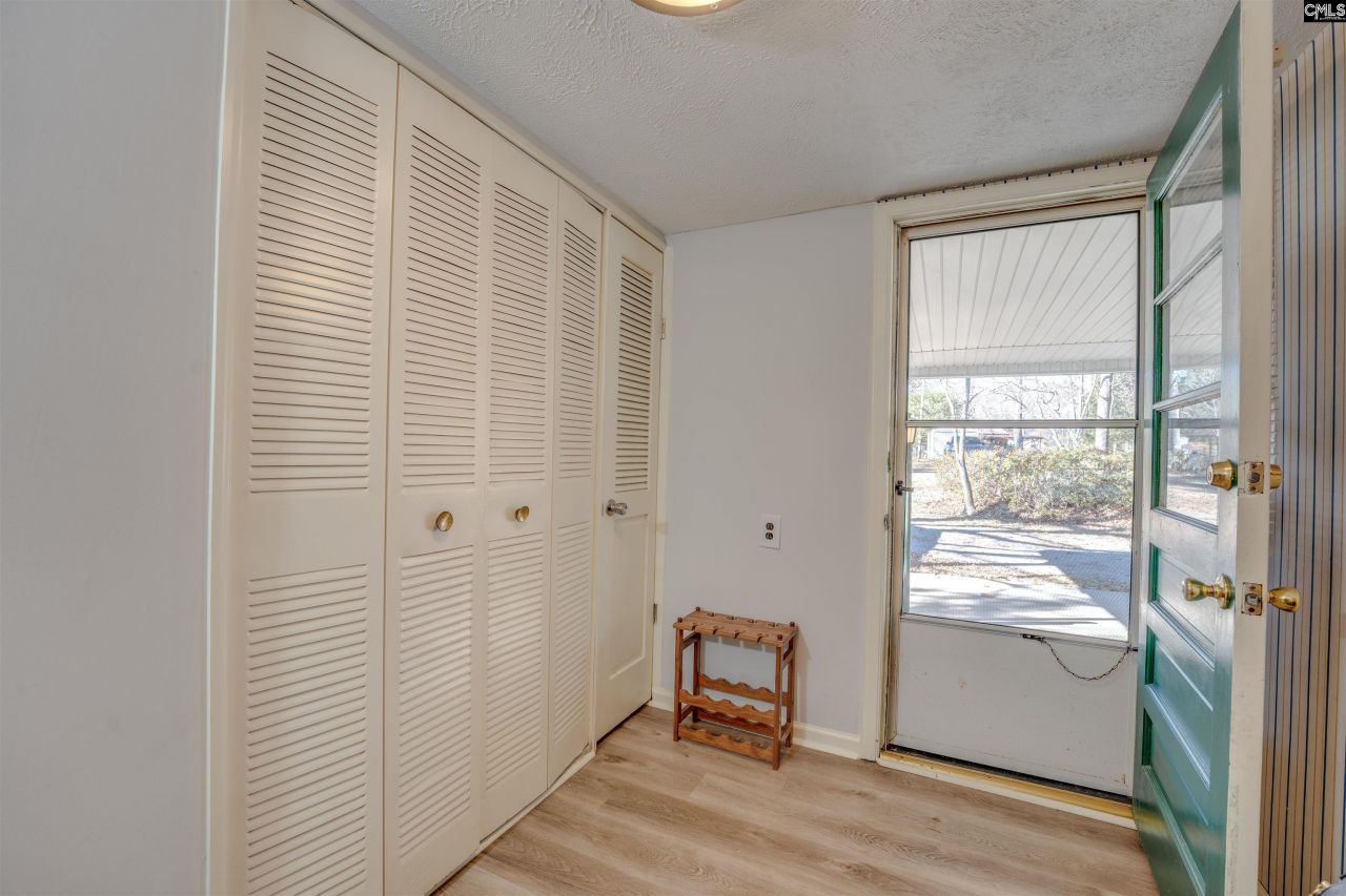 517 Hickory Circle Photo 40