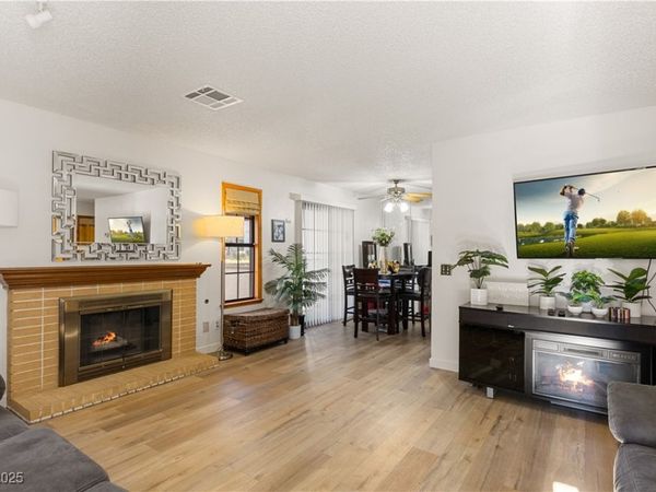 6663 W Tropicana Avenue, Unit 104, Las Vegas, NV 89103