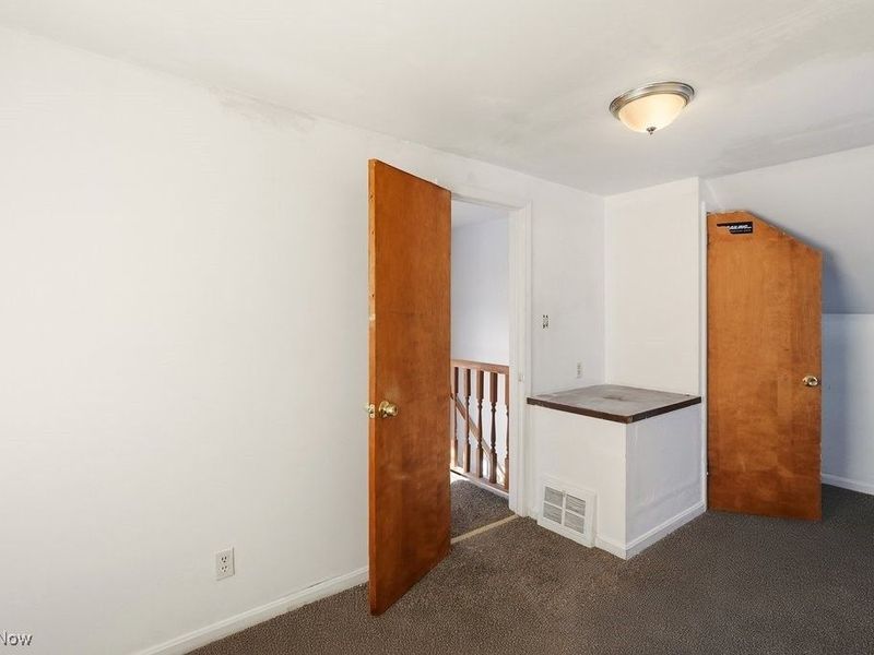 248 E Catawba Avenue, Akron, OH 44301 Photo 21