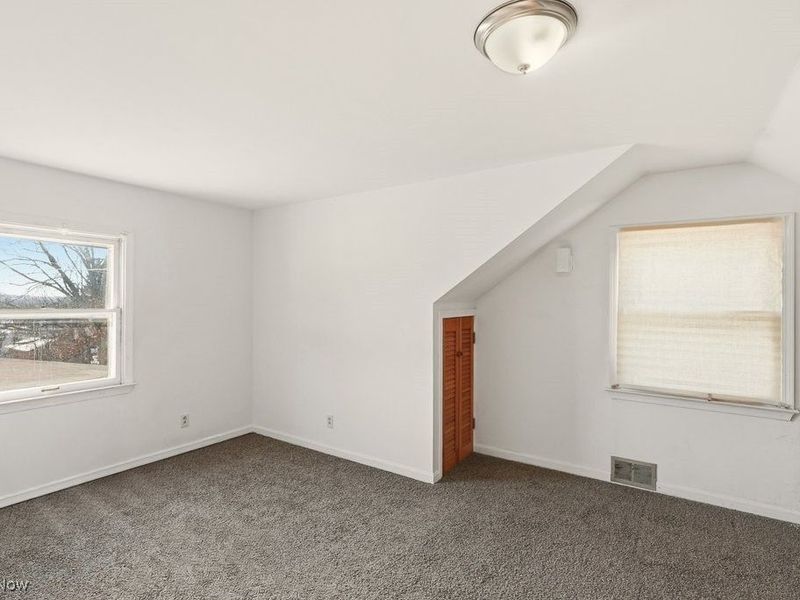 248 E Catawba Avenue, Akron, OH 44301 Photo 24