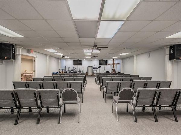 3819 Mccart Avenue, Fort Worth, TX 76110
