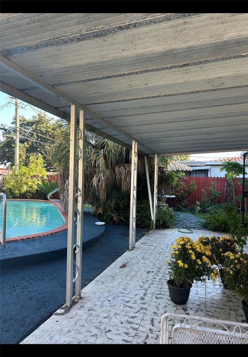 2659 W 10th Ave, Hialeah, FL 33010 Photo