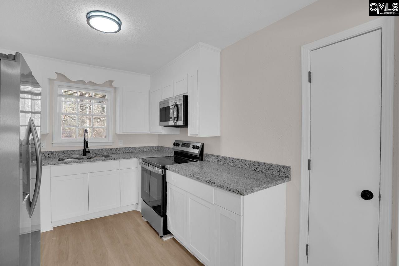 321 Stanford Street Photo 14