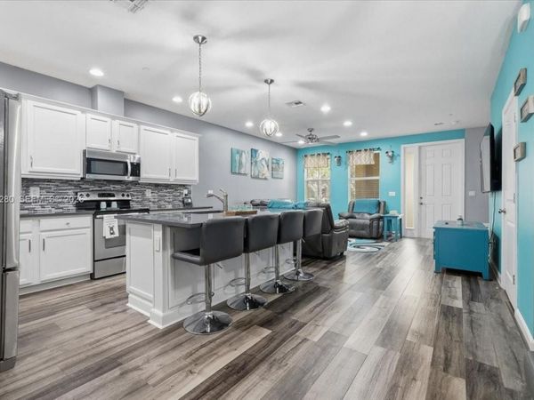 4126 Cascada Cir, Cooper City, FL 33024