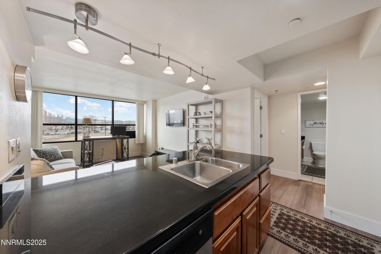 450 N Arlington Avenue, Unit 308, Reno, NV 89503 Photo