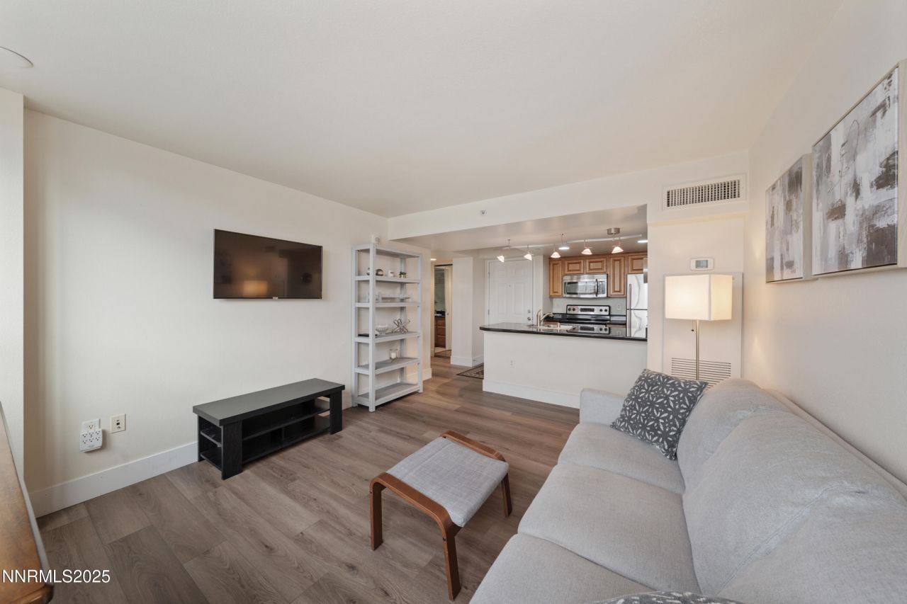 450 N Arlington Avenue, Unit 308, Reno, NV 89503 Photo