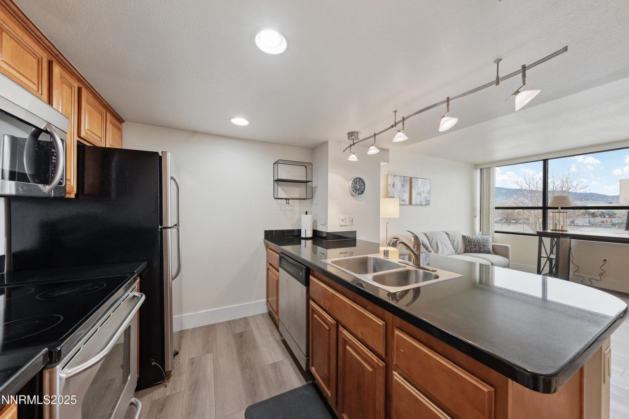 450 N Arlington Avenue, Unit 308, Reno, NV 89503 Photo