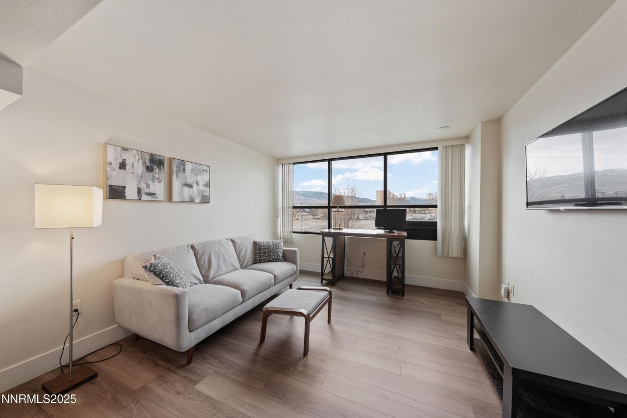 450 N Arlington Avenue, Unit 308, Reno, NV 89503 Photo