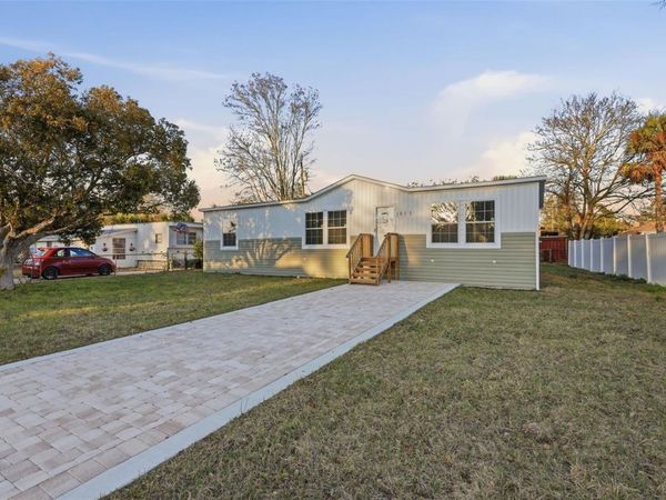 1913 WOODCREST DRIVE, ORMOND BEACH, FL 32174