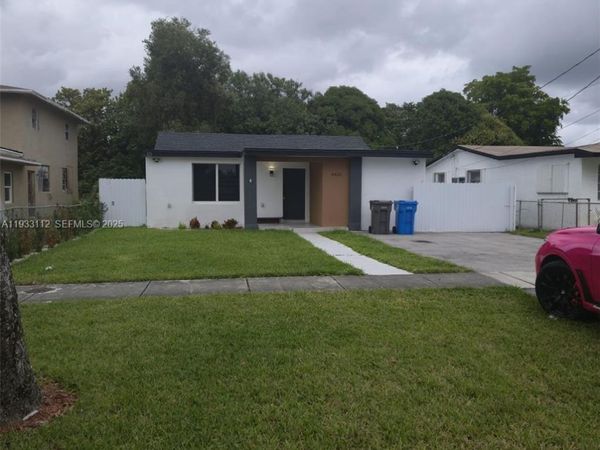 4425 SW 21st St, Unit 1, West Park, FL 33023