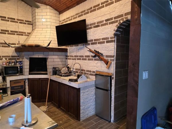 4605 Cole Street, Fort Worth, TX 76115