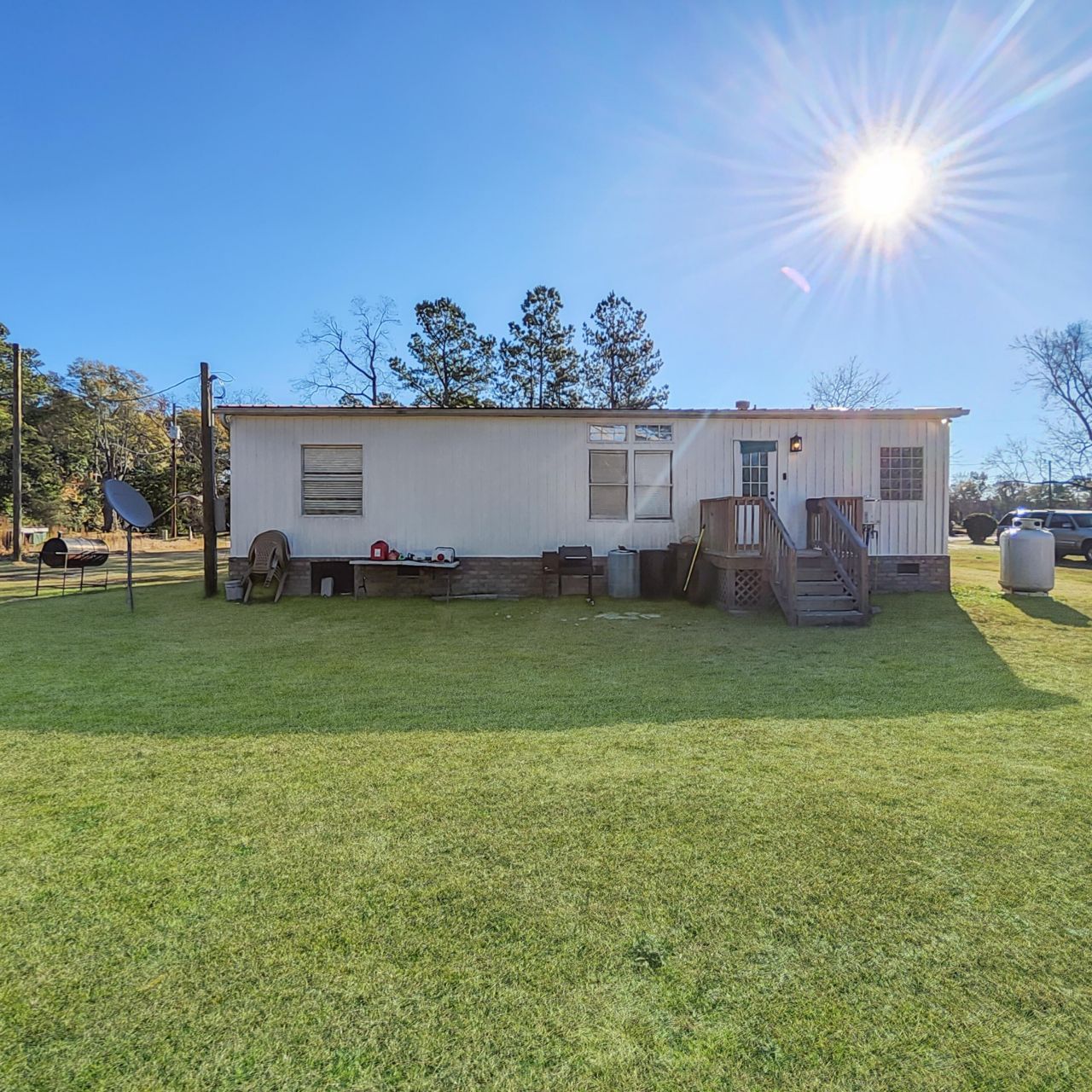 1105 Peacock Street Photo 14