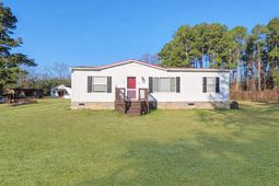 1105 Peacock Street photo 4