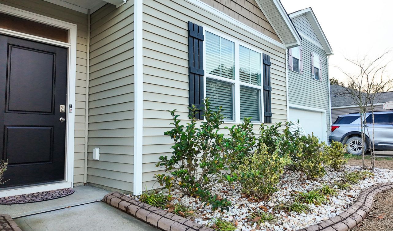 114 Valley Row Photo 14