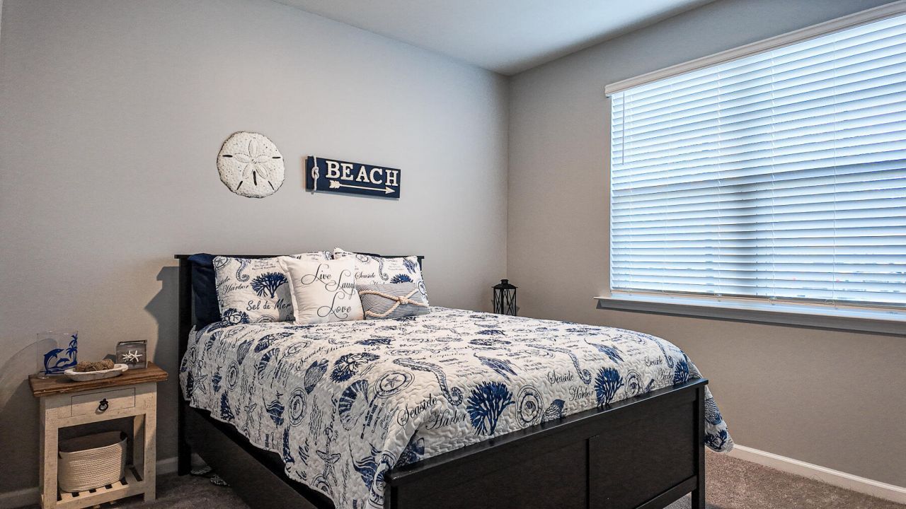 114 Valley Row Photo 23