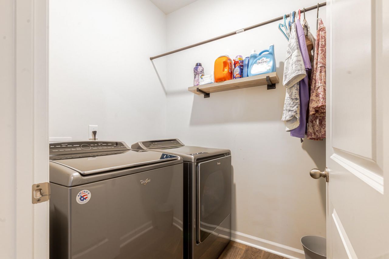 114 Valley Row Photo 29