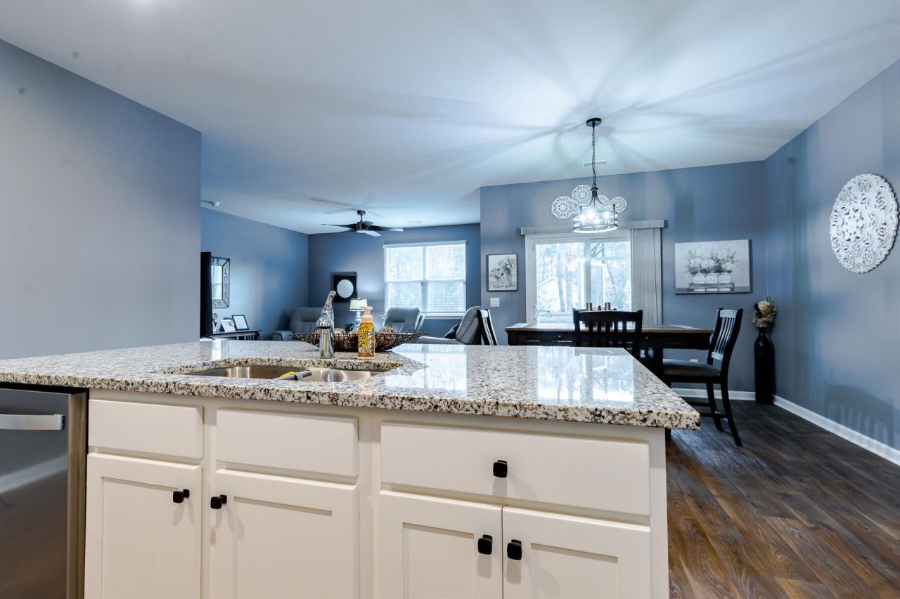 114 Valley Row Photo 46