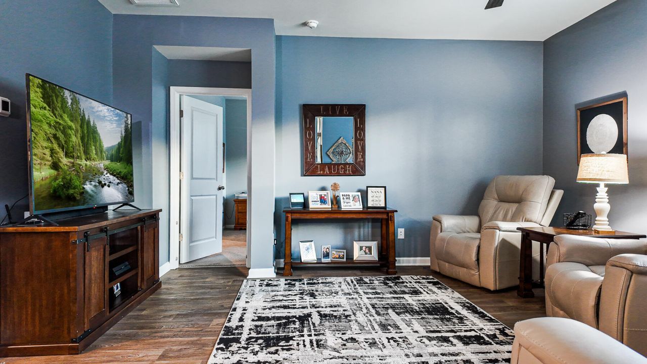 114 Valley Row Photo 52