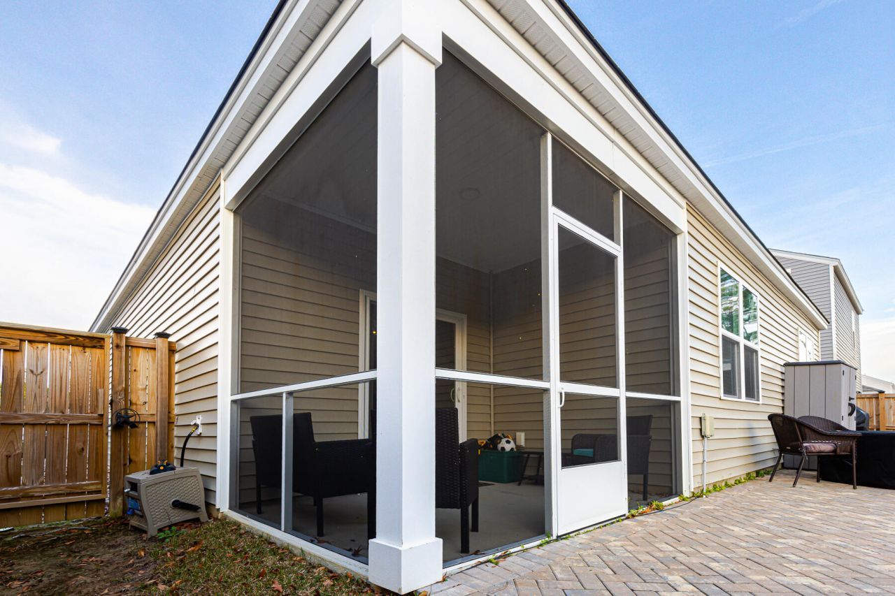 114 Valley Row Photo 66