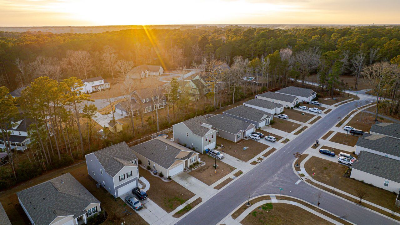 114 Valley Row Photo 74