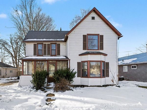 127 N Pleasant Street, Watervliet, MI 49098