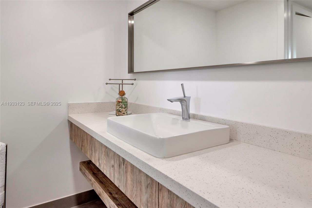 4001 S Ocean Dr, Unit 14H, Hollywood, FL 33019 Photo