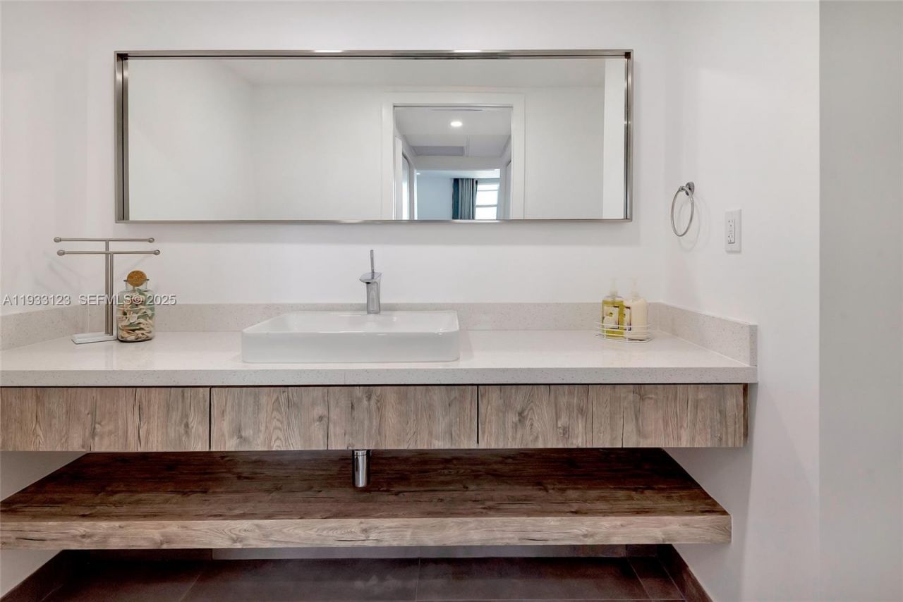 4001 S Ocean Dr, Unit 14H, Hollywood, FL 33019 Photo