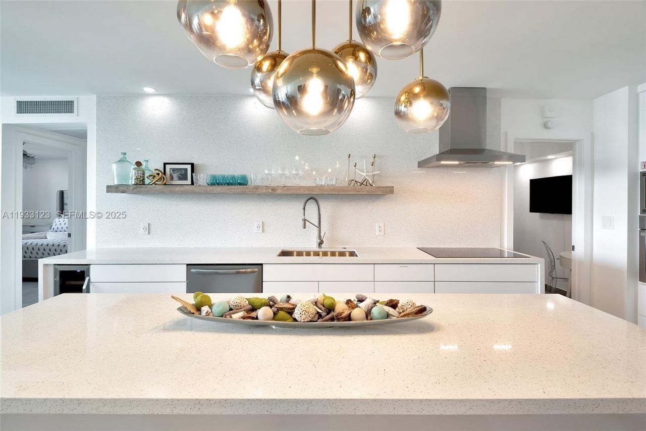 4001 S Ocean Dr, Unit 14H, Hollywood, FL 33019 Photo