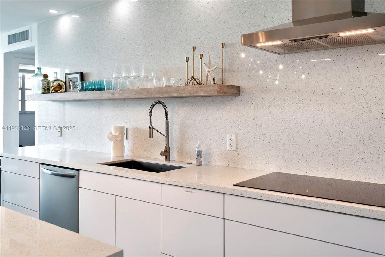 4001 S Ocean Dr, Unit 14H, Hollywood, FL 33019 Photo