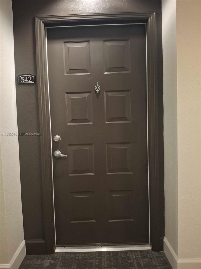 6001 SW 70th St, Unit 542, South Miami, FL 33143 Photo
