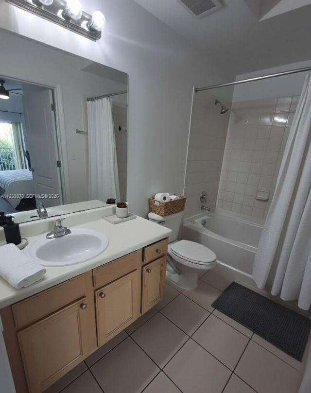 6001 SW 70th St, Unit 542, South Miami, FL 33143 Photo