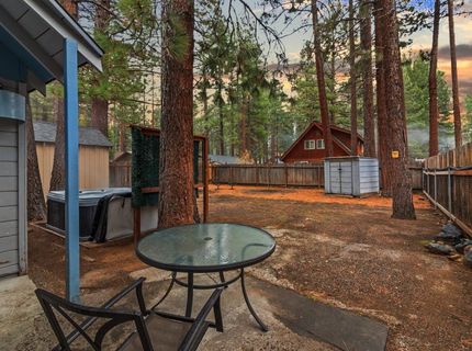2520 Osborne Ave, South Lake Tahoe, CA 96150 Photo
