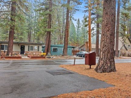 2520 Osborne Ave, South Lake Tahoe, CA 96150 Photo