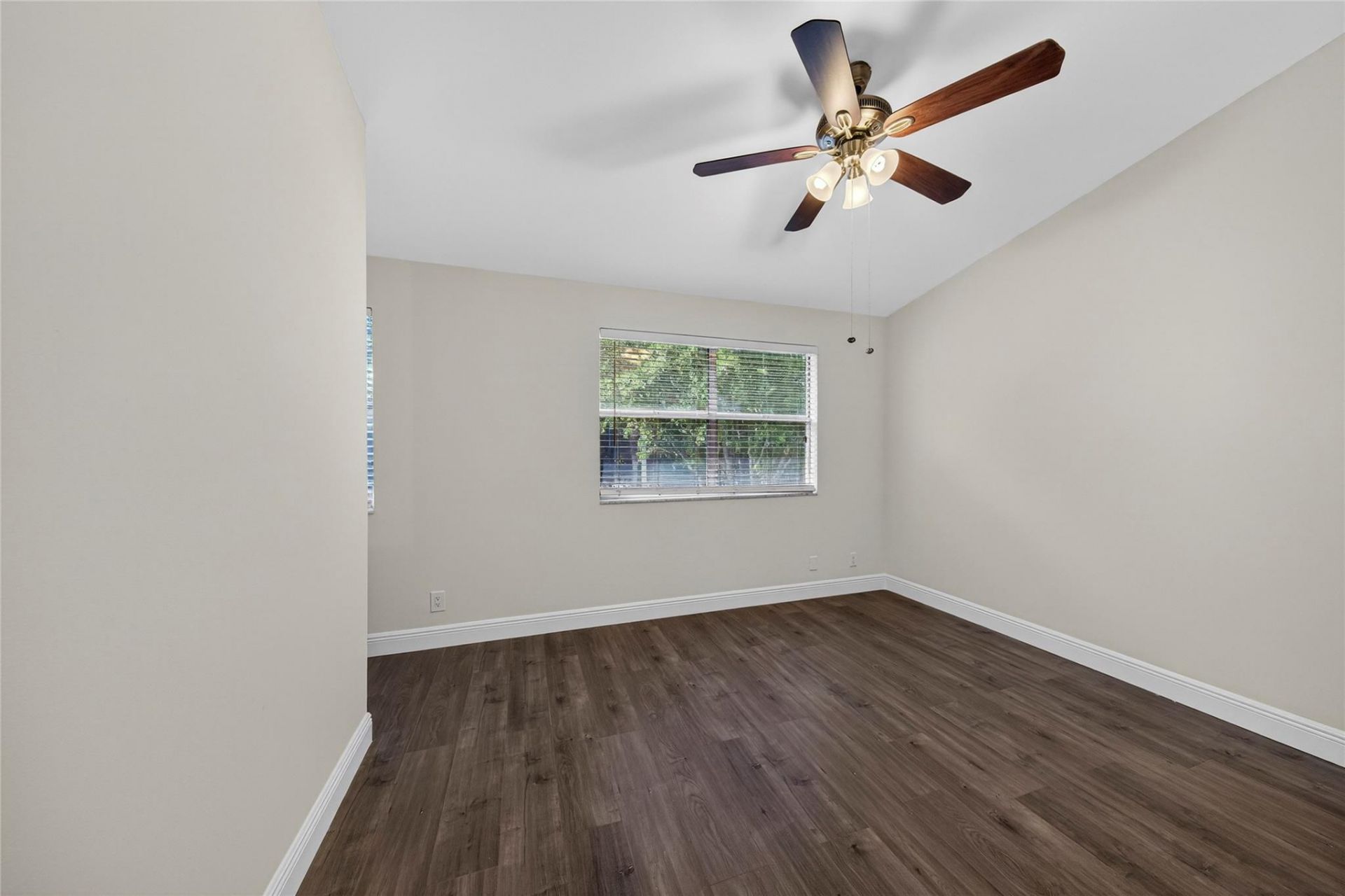 1921 NE 15th Ave, Fort Lauderdale, FL 33305 Photo