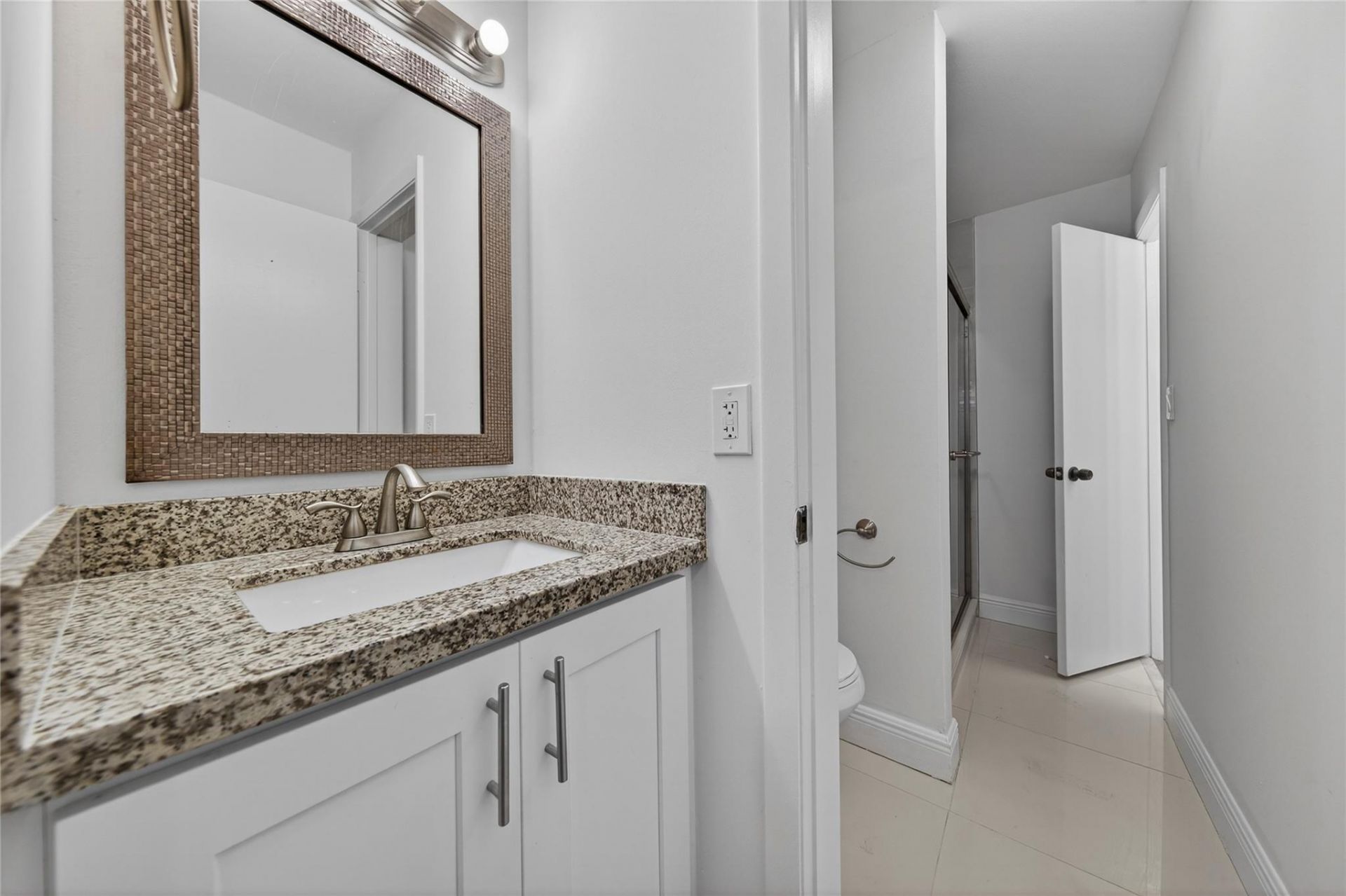 1921 NE 15th Ave, Fort Lauderdale, FL 33305 Photo